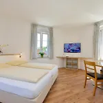Garni Gambrinus 3* פסאו