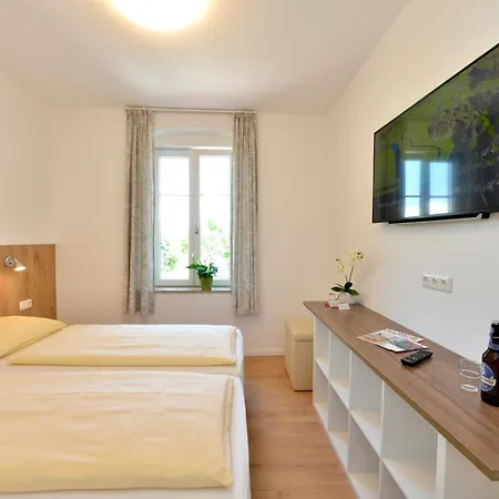 酒店 Garni Gambrinus 帕绍