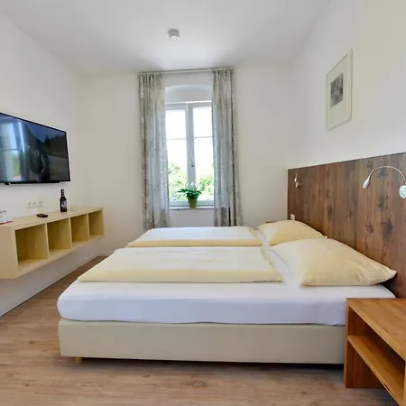 Garni Gambrinus Szálloda 3*