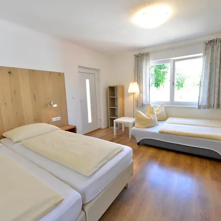 Szálloda Garni Gambrinus 3*