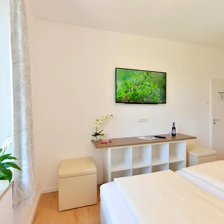 酒店 Garni Gambrinus