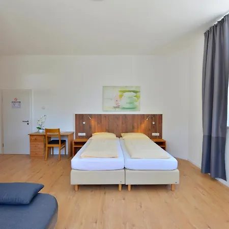 Garni Gambrinus 3* 帕绍