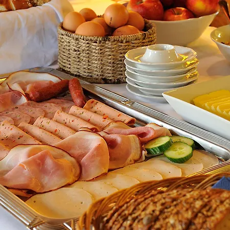 酒店 Garni Gambrinus