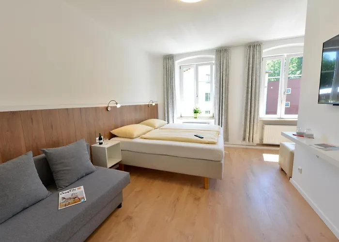 Hotel Garni Gambrinus 3*