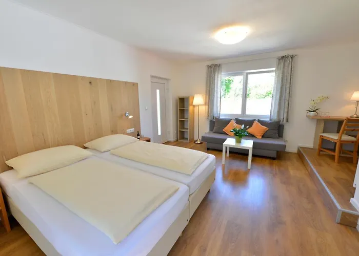 Garni Gambrinus 3*